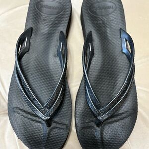 Havaianas Classic Black Sandals